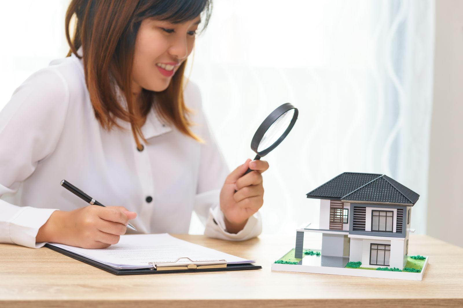 Phụ huynh cần tìm hiểu về pháp lý liên quan để giúp con mua nhà tại Úc